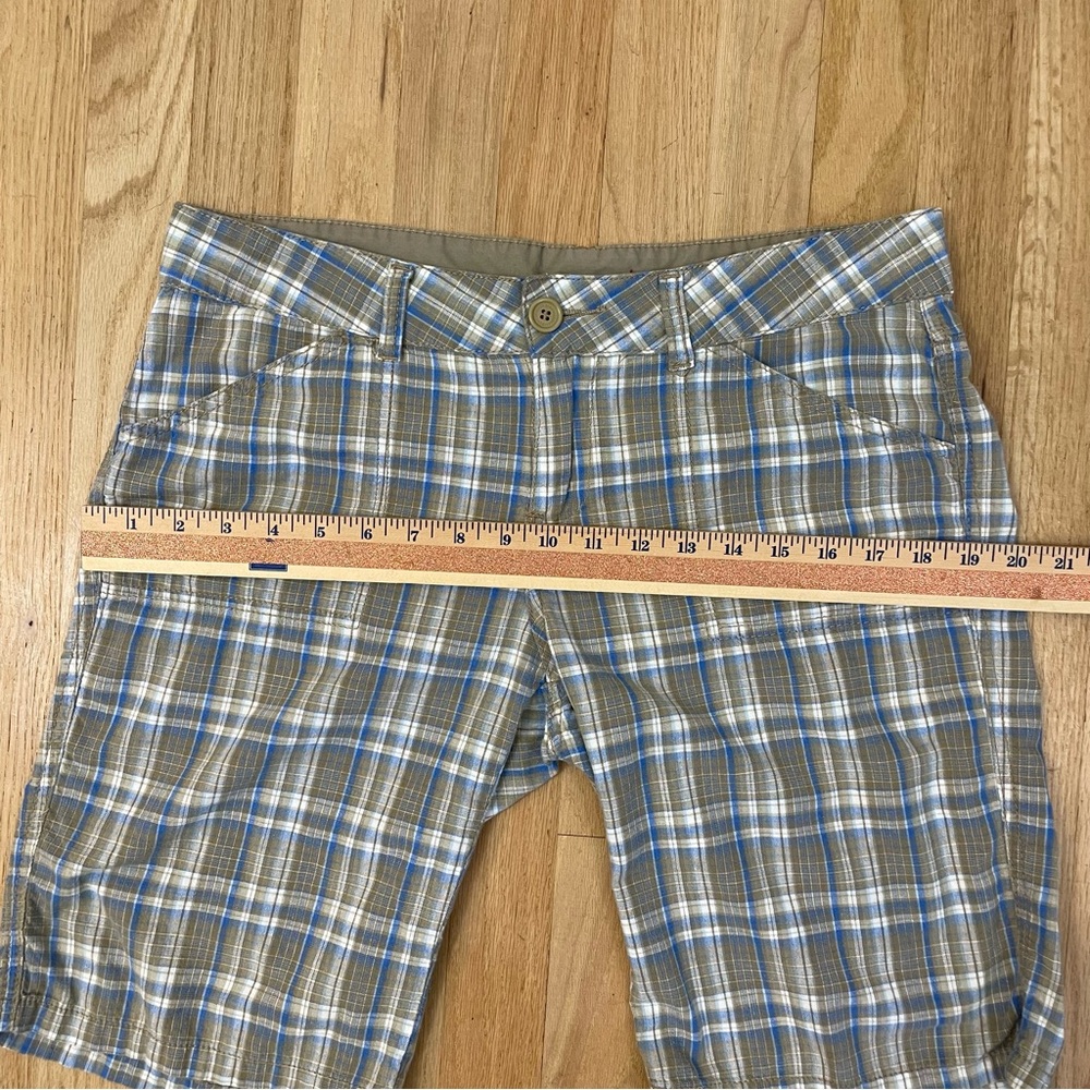 UNIONBAY Plaid Bermuda Shorts in Brown and Blue - Picture 14 of 15